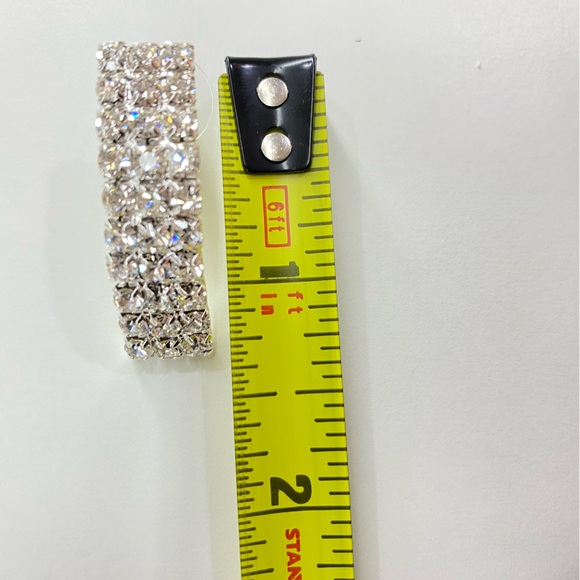 Set of Earrings & Choker Sparkly Rhinestones Necklaces •10 Rows. - Picture 5 of 6